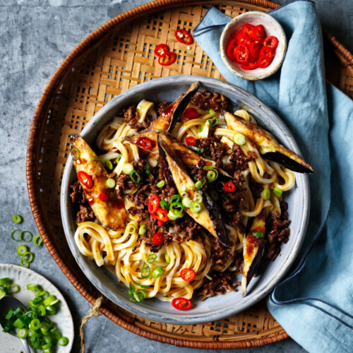 udonnoedels met aubergine