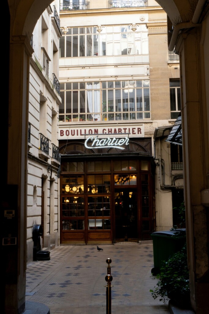 alles over de bouillon: wat is er aan de hand met deze Parijse restaurantformule?