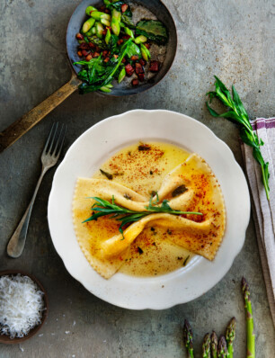 farfalle grande met dragon beurre noisette & lentegroenten