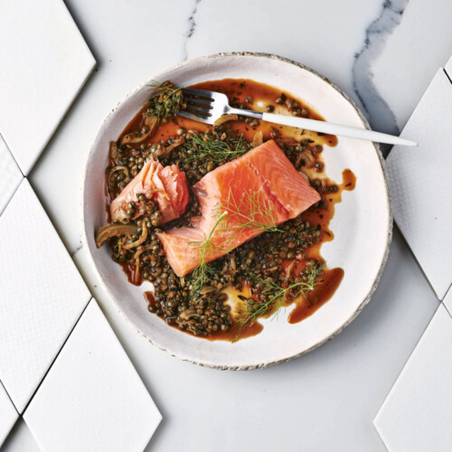 gekonfijte zalm met linzen