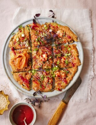 Koreaanse pannenkoek met kimchi