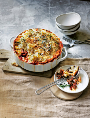 Mac ’n cheese met lamsragout en pecorinogratin