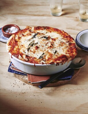 makkelijke lasagne met venkelgehaktsaus & spekjesbechamel