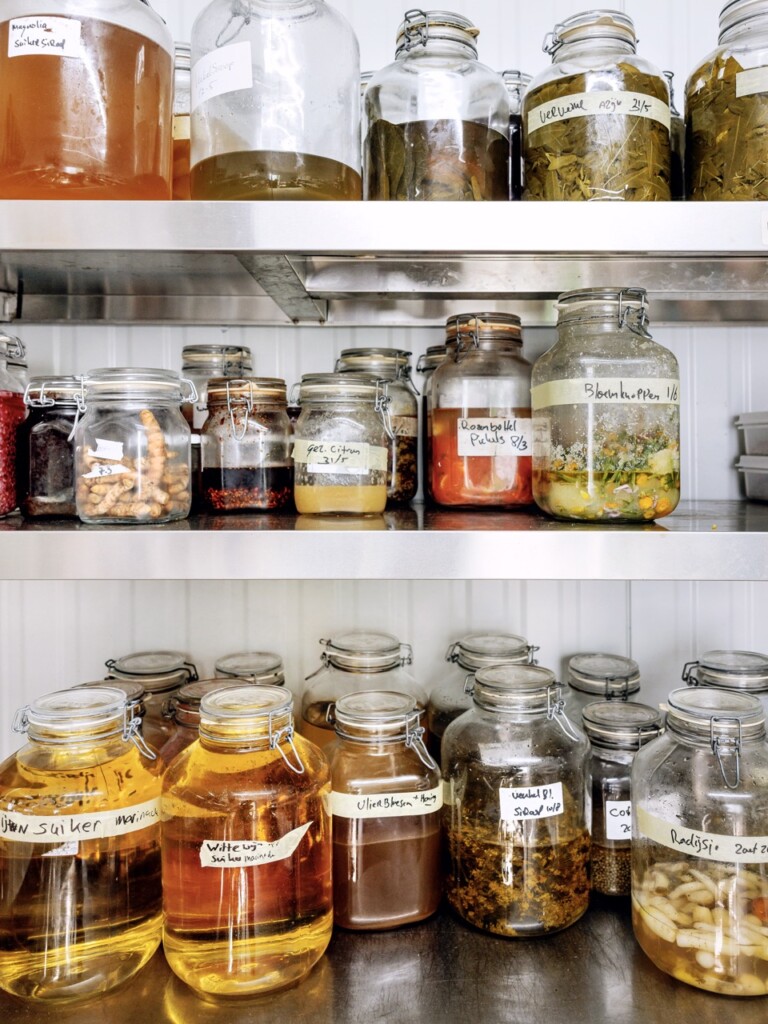 Living style of residents; interior; inside view; interior, interior taste; living pleasure;
