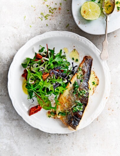 zeebaars met limoenboter & salade