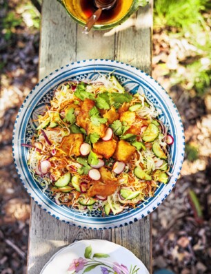 Oosterse kibbelingsalade