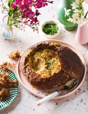 gevuld brood met romige Franse uidip