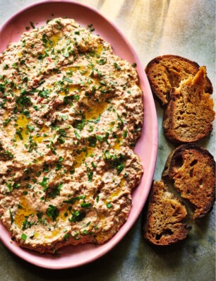 dip van geroosterde aubergine uit kookboek Persiana One