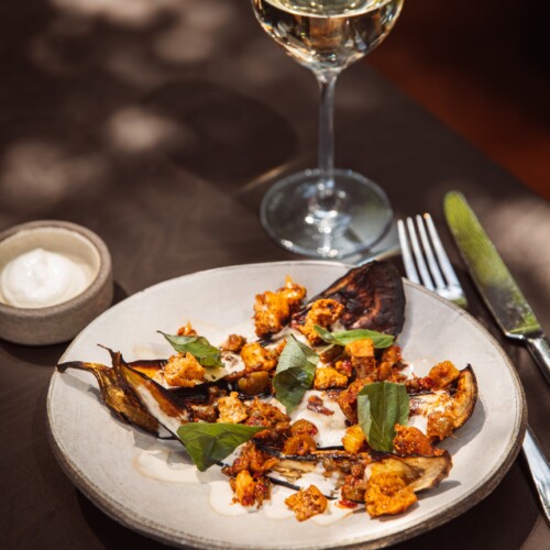aubergine met kappertjes & basilicum van Ottolenghi_
