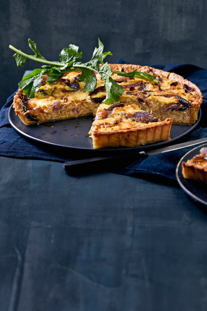 zuurkool-quiche met gekarameliseerde ui
